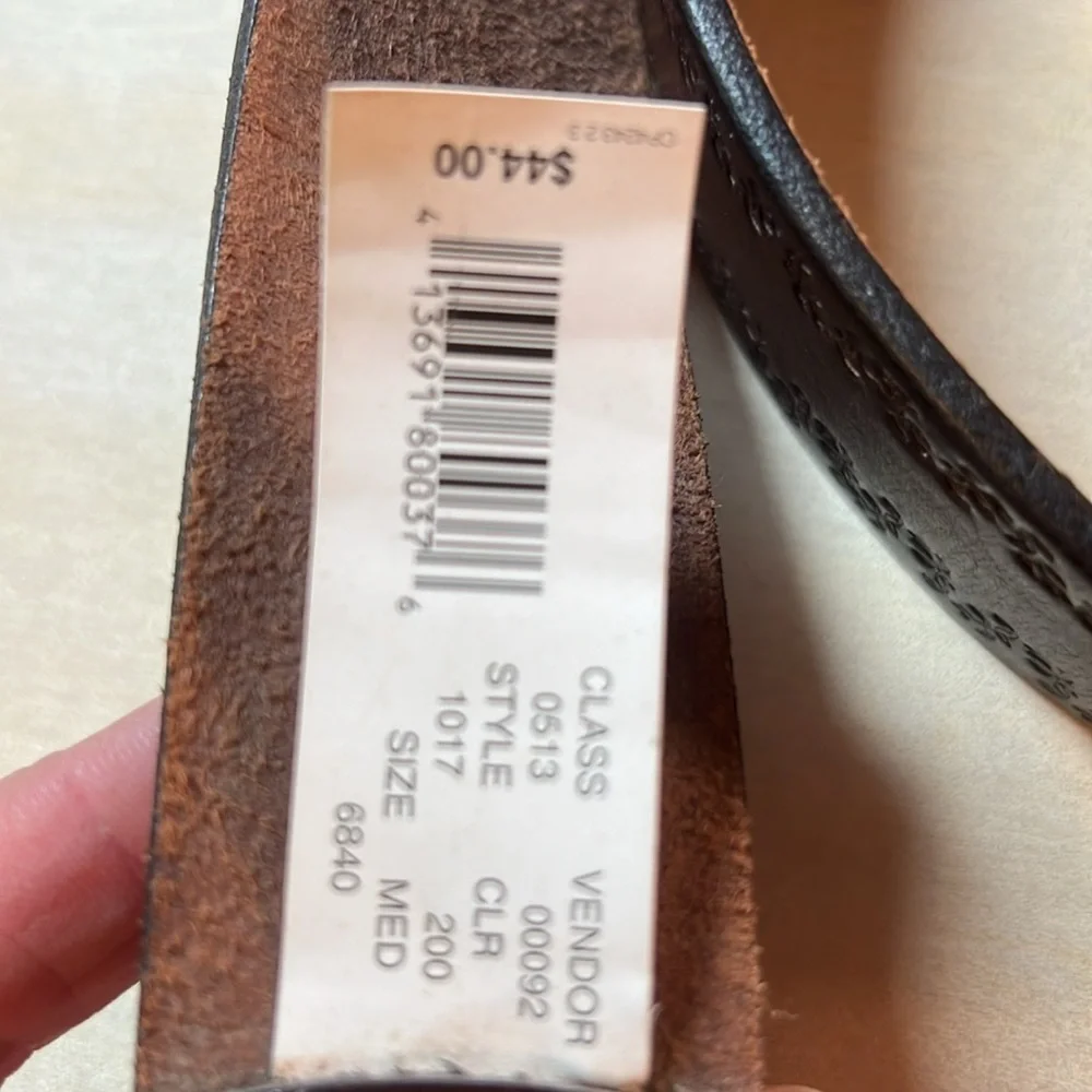 Woman’s Embossed Brown Genuine Leather Belt Sz M